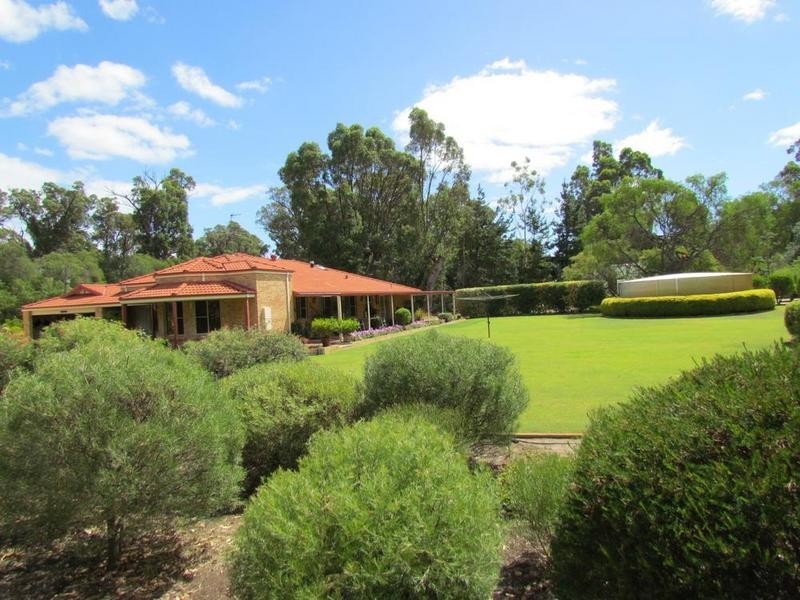332 Mallokup Road, Stirling Estate WA 6271