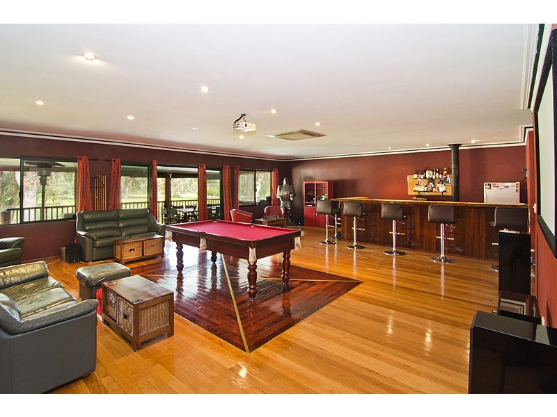 15 Tall Tree Crescent, Reinscourt WA 6280