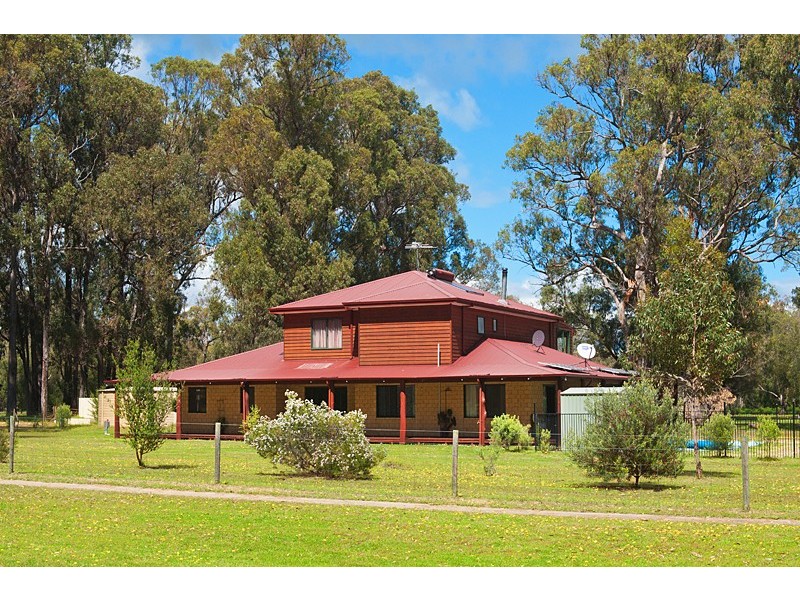 15 Tall Tree Crescent, Reinscourt WA 6280