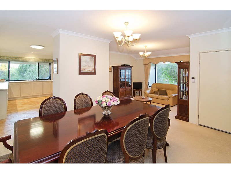 11 Carinya Rise, Dunsborough WA 6281