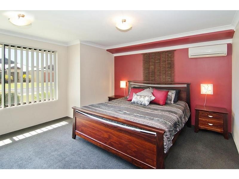 47 Honeyeater Crescent, Geographe WA 6280