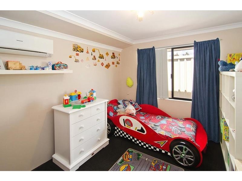 47 Honeyeater Crescent, Geographe WA 6280