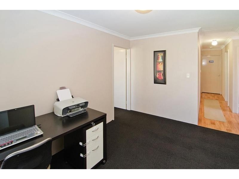 47 Honeyeater Crescent, Geographe WA 6280