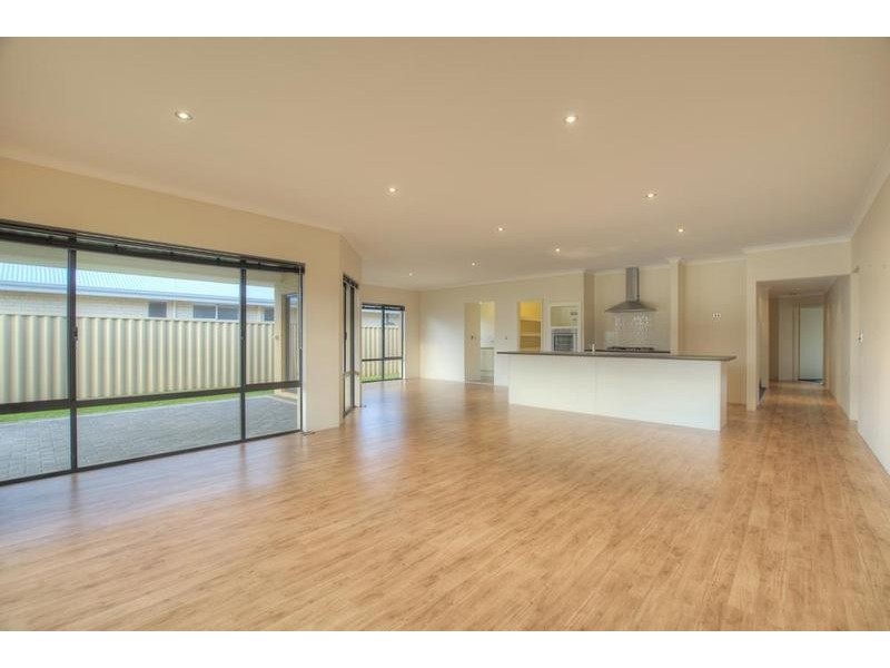 3 Marjoram Entrance, Yalyalup WA 6280