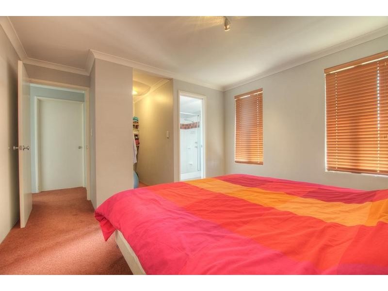 29 Kooljak Road, Broadwater WA 6280