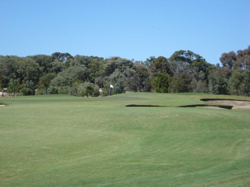 609 St Michaels Parkway, Dunsborough WA 6281