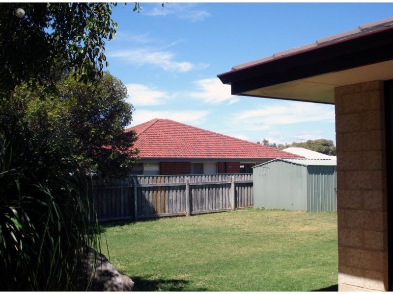 18 Amberley Loop, Dunsborough WA 6281