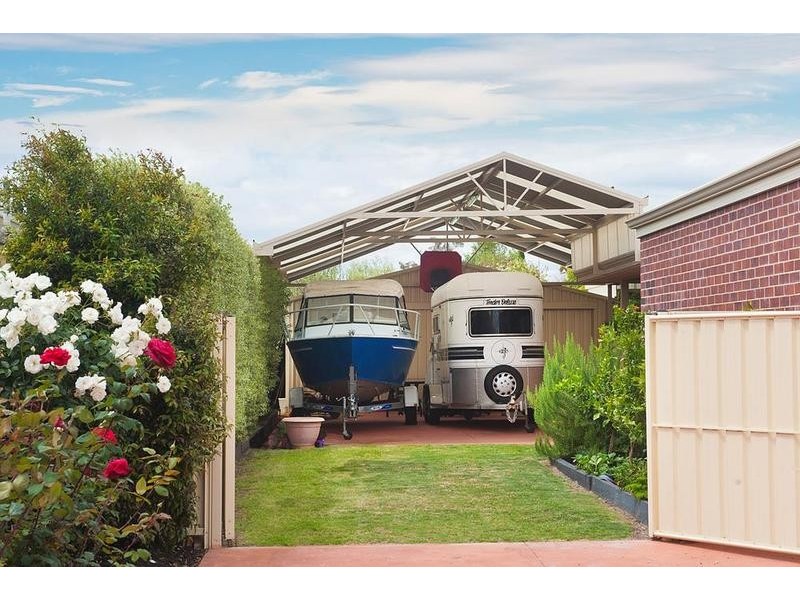 4 Edith Agnes Circle, West Busselton WA 6280