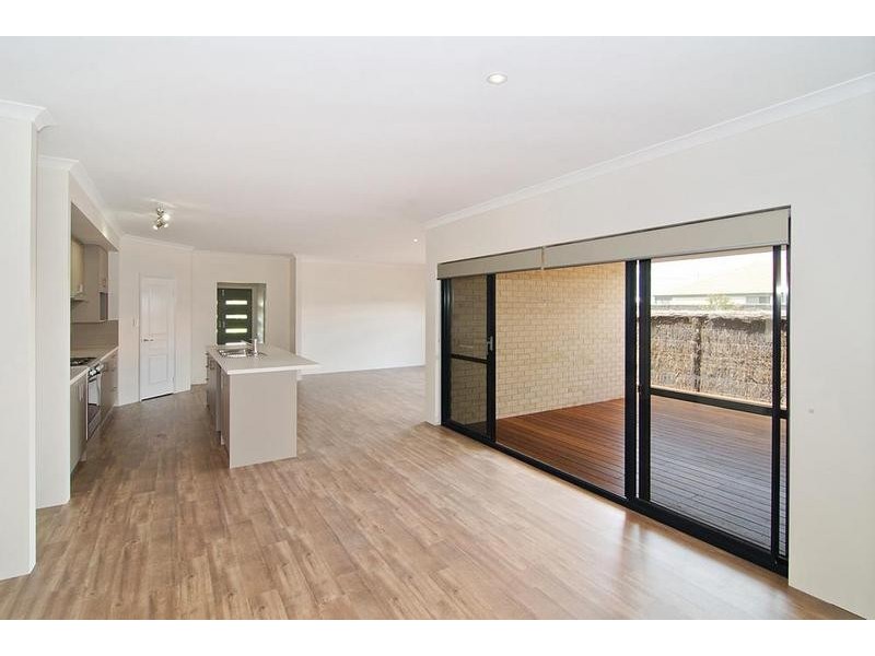 8 Avignon Vista, Yalyalup WA 6280