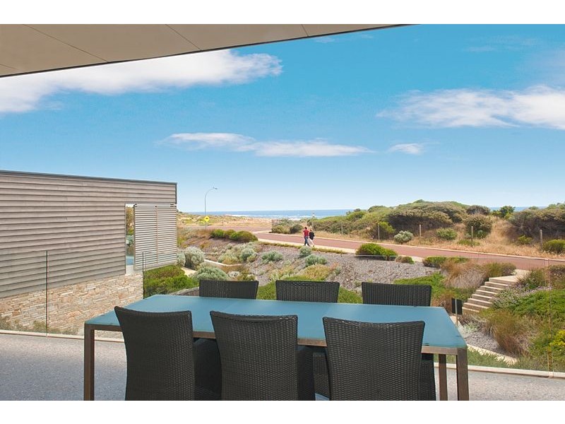 7/67 Smiths Beach Road, Yallingup WA 6282