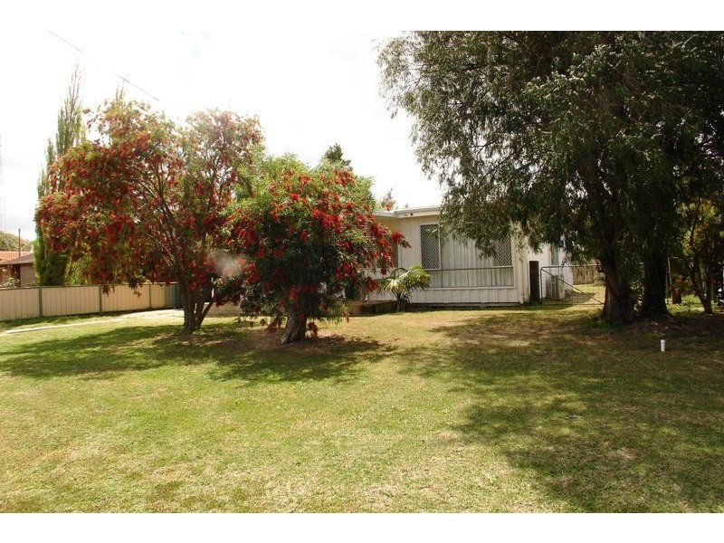 11 Derek Street, Busselton WA 6280