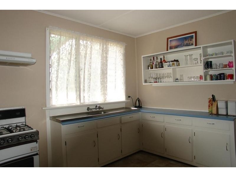 11 Derek Street, Busselton WA 6280