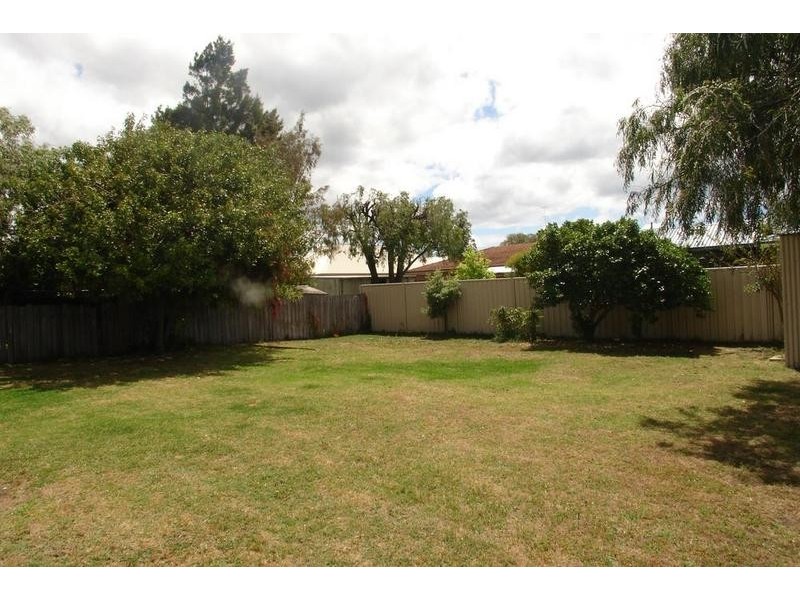 11 Derek Street, Busselton WA 6280