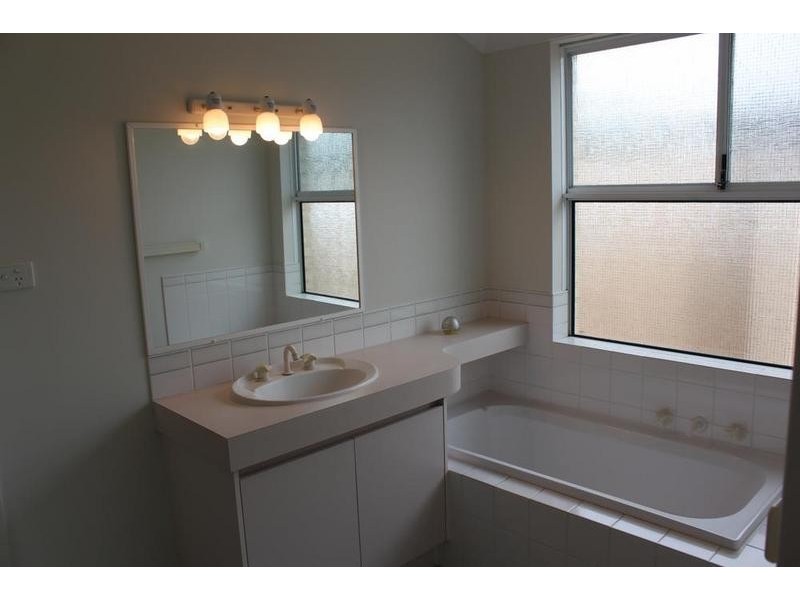 1/3 Peaker Court, West Busselton WA 6280