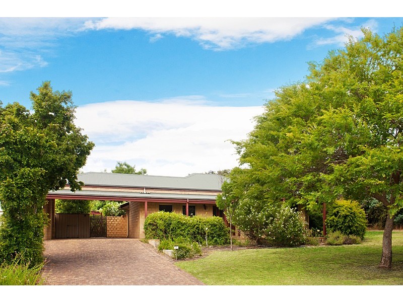 2 East Willmott Avenue, Margaret River WA 6285