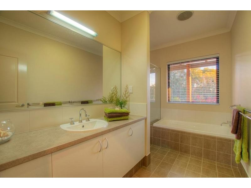 49 Nukklgup Loop, Yallingup WA 6282
