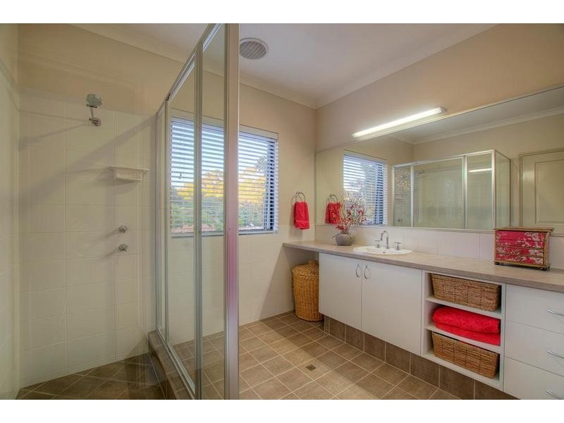 49 Nukklgup Loop, Yallingup WA 6282