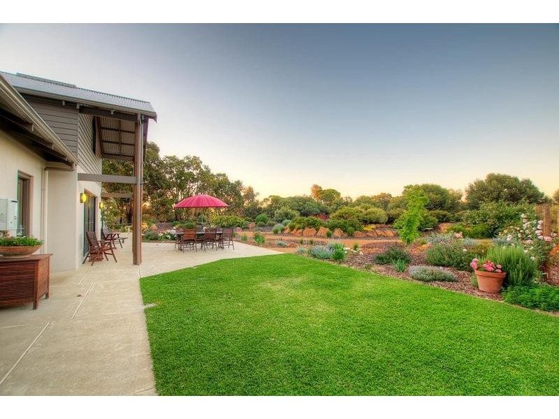 49 Nukklgup Loop, Yallingup WA 6282