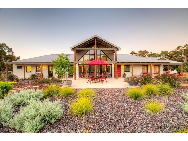 49 Nukklgup Loop, Yallingup WA 6282