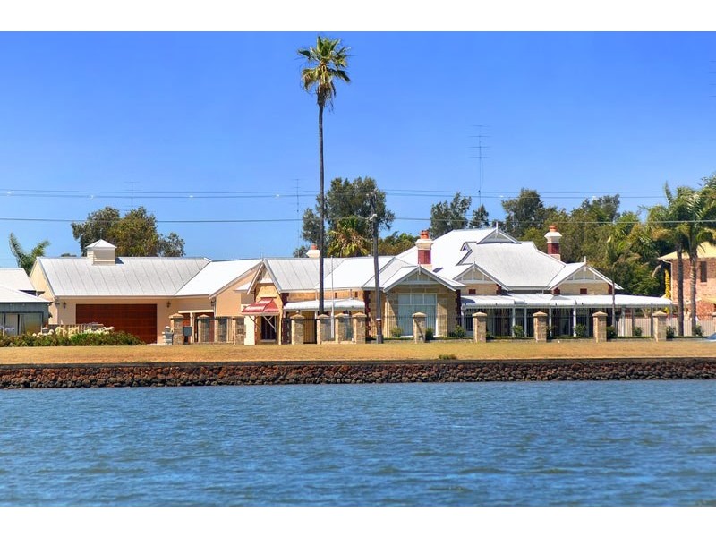 131 Stirling Street, Bunbury WA 6230