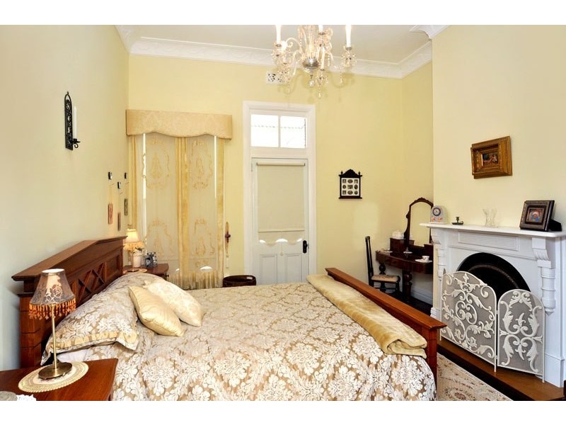 131 Stirling Street, Bunbury WA 6230