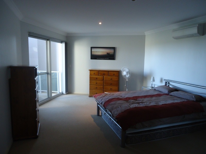 18/23-25 Casurina Drive, Bunbury WA 6230