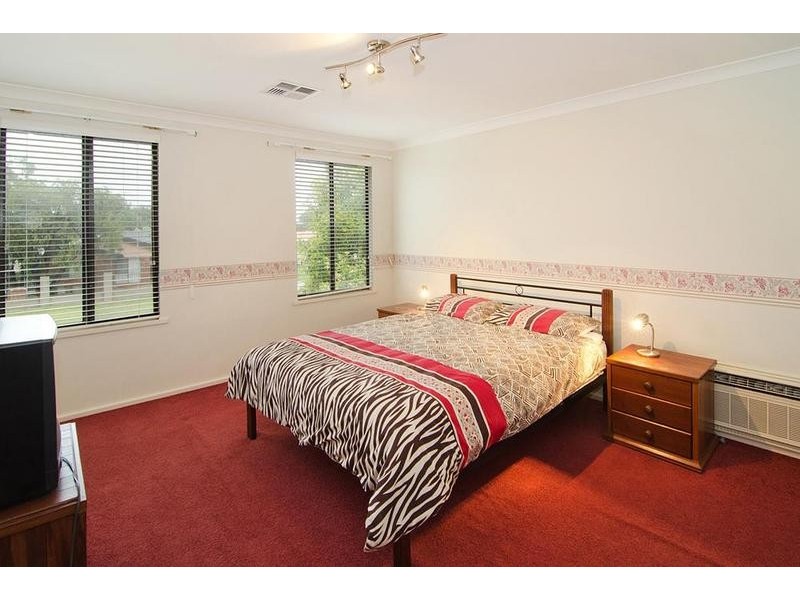 6 Phyllis Street, Busselton WA 6280