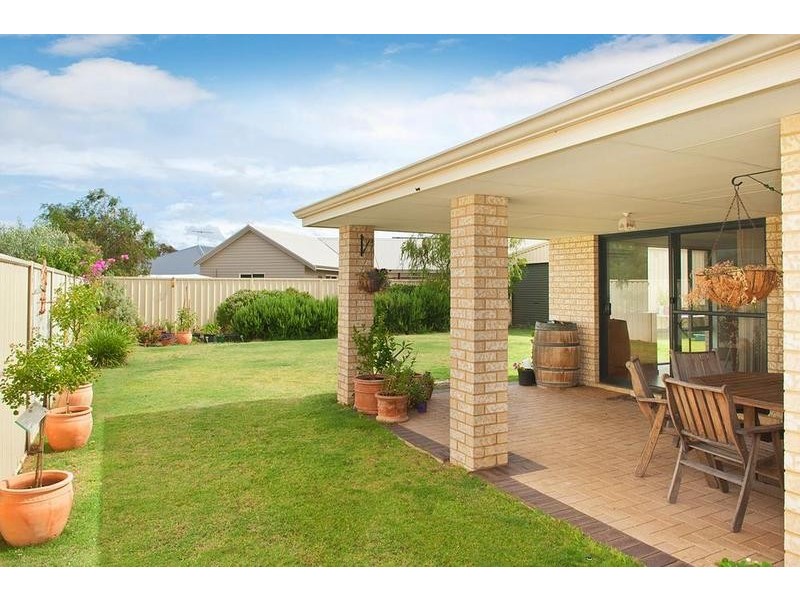 36 Edith Agnes Circle, West Busselton WA 6280