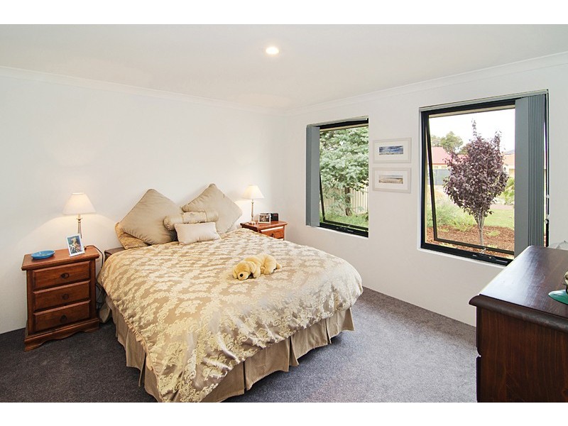 24 Sandalford Court, Dunsborough WA 6281