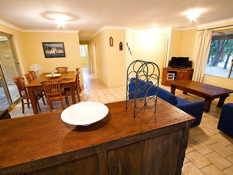 136 Gifford Road, Dunsborough WA 6281