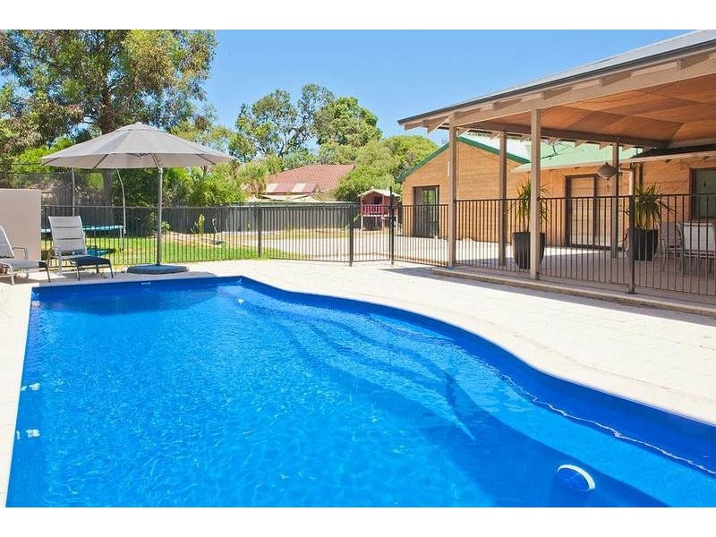 9 Redwood Close, West Busselton WA 6280