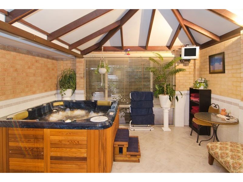 34 Annie Lysle Place, Yallingup WA 6282