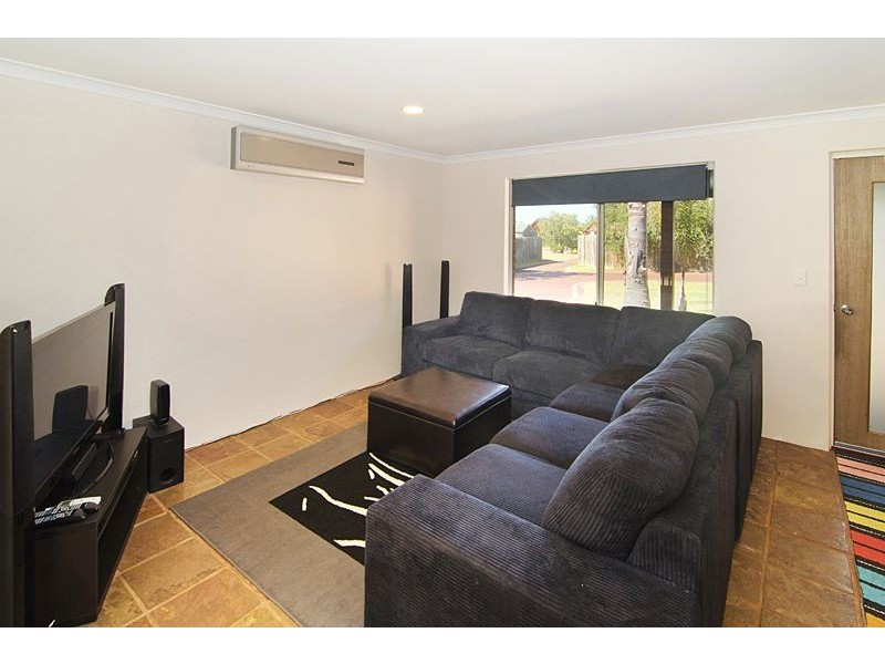 2/25 Seattle Court, Quindalup WA 6281