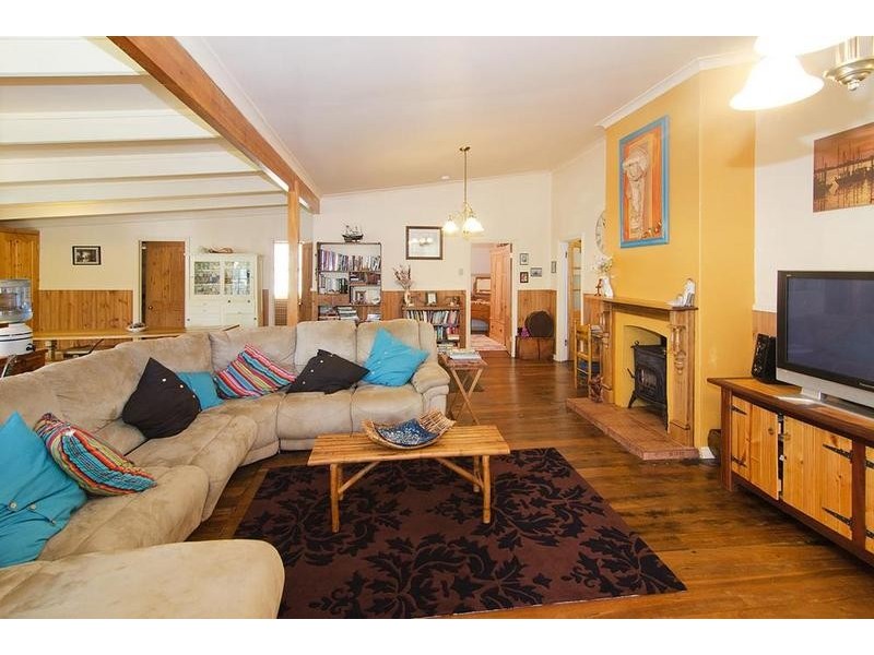 10 Adelaide Street, Busselton WA 6280