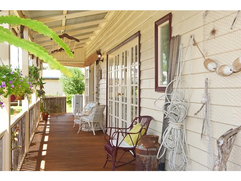 10 Adelaide Street, Busselton WA 6280