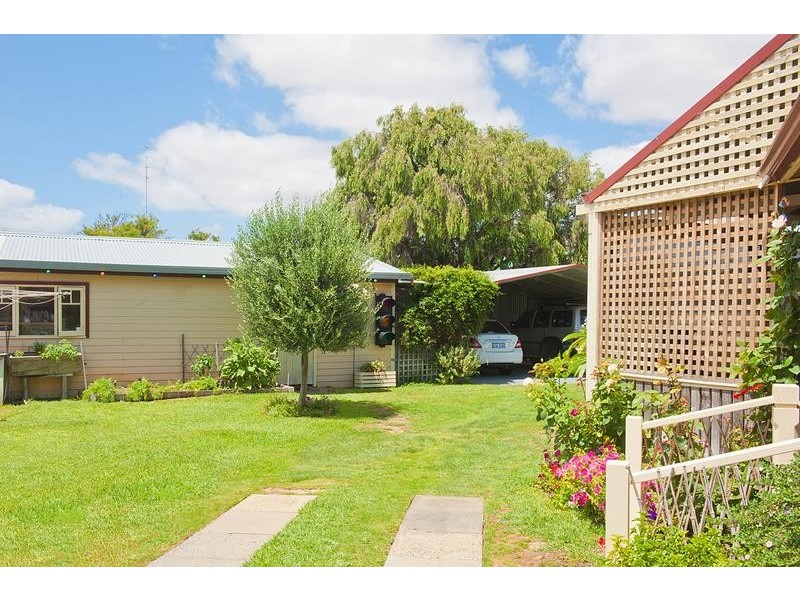 10 Adelaide Street, Busselton WA 6280