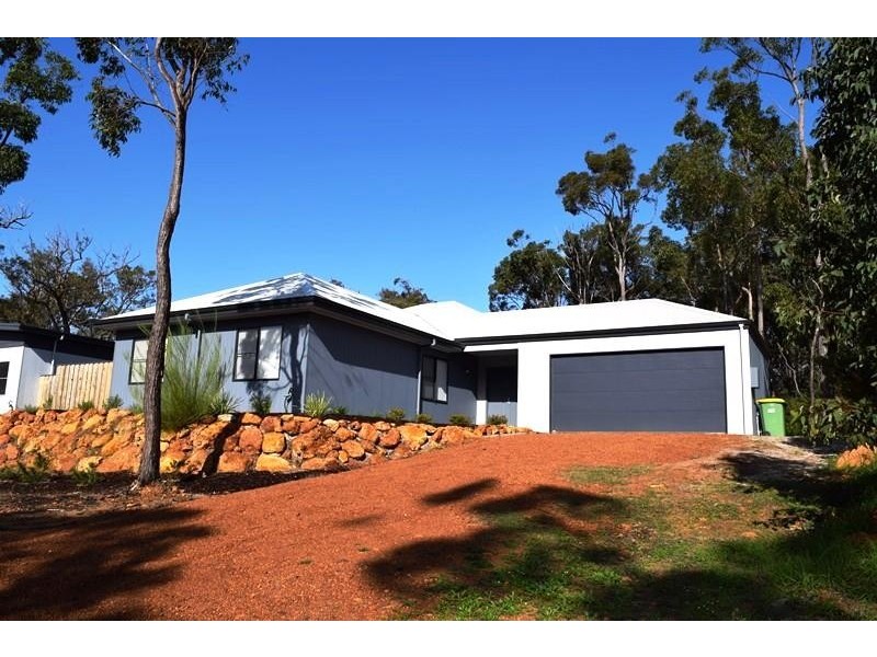9 Wandoo Place, Cowaramup WA 6284