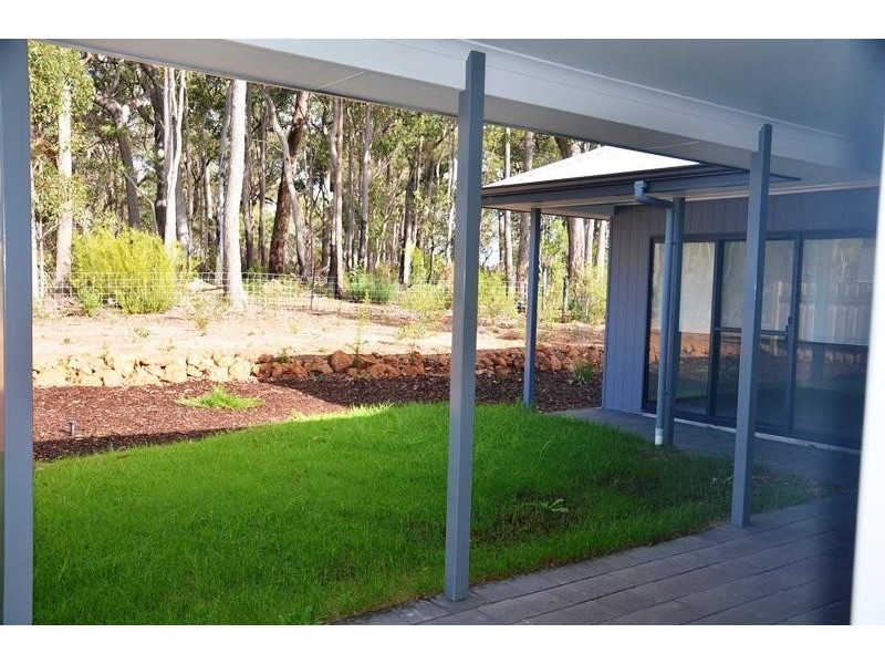 9 Wandoo Place, Cowaramup WA 6284