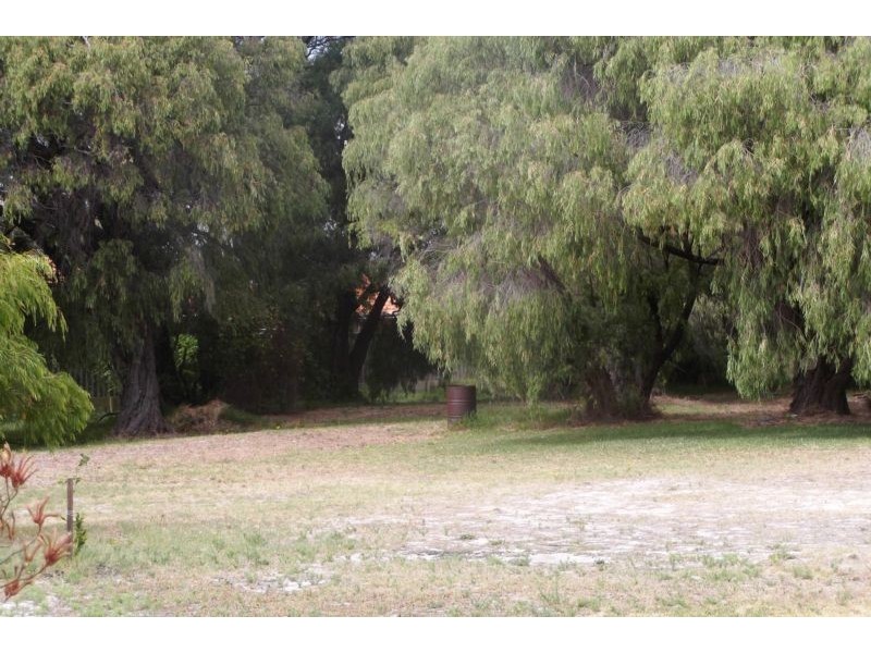 2/34 Thomas Street, Busselton WA 6280