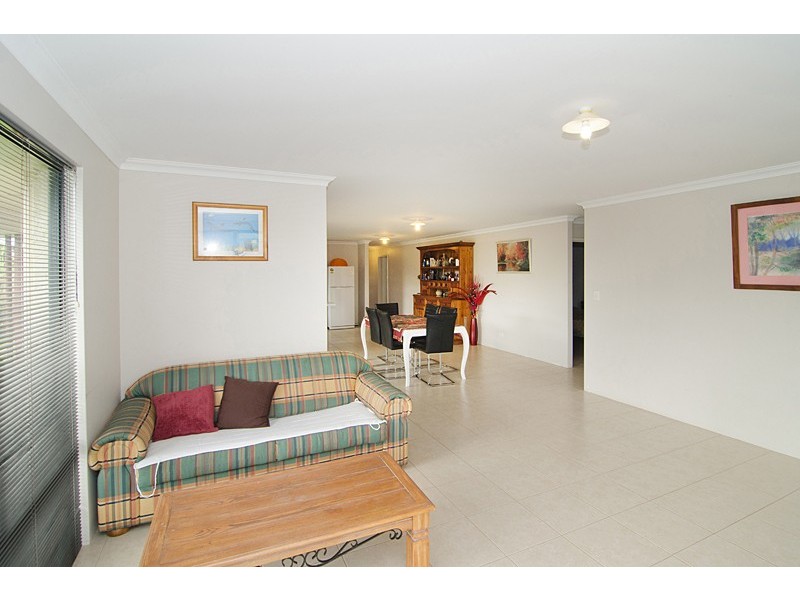 21 Oakmont Crescent, Dunsborough WA 6281