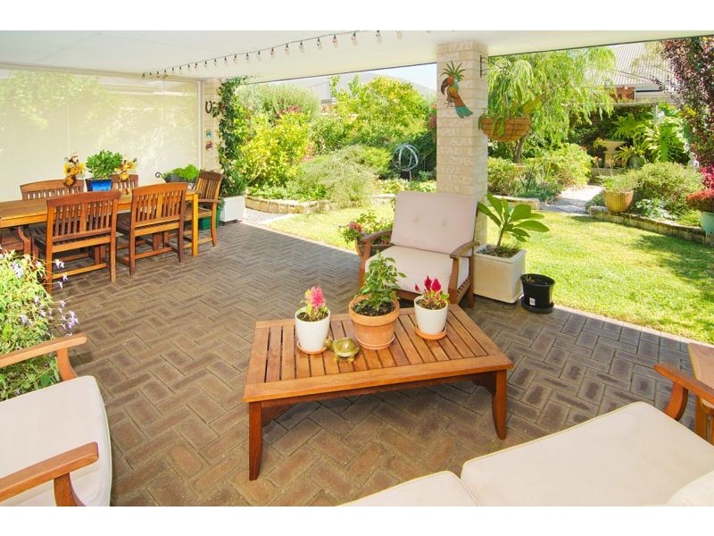 6 Swift Close, Broadwater WA 6280