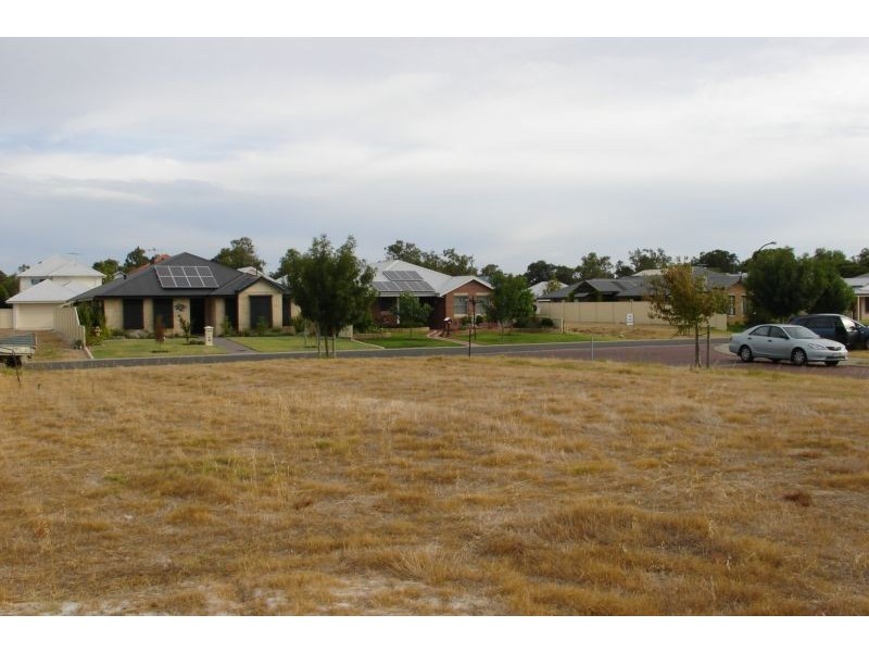 14 Tip Dray Terrace, West Busselton WA 6280