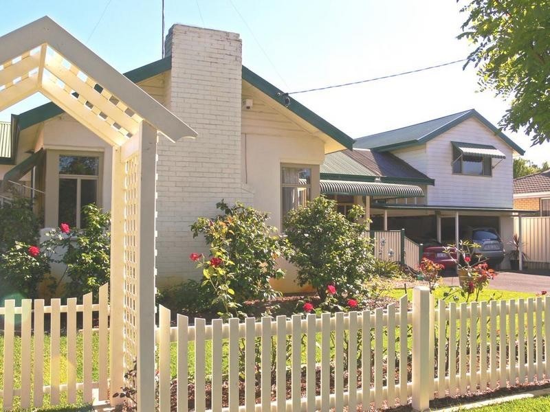 53 Southern Drive, Busselton WA 6280