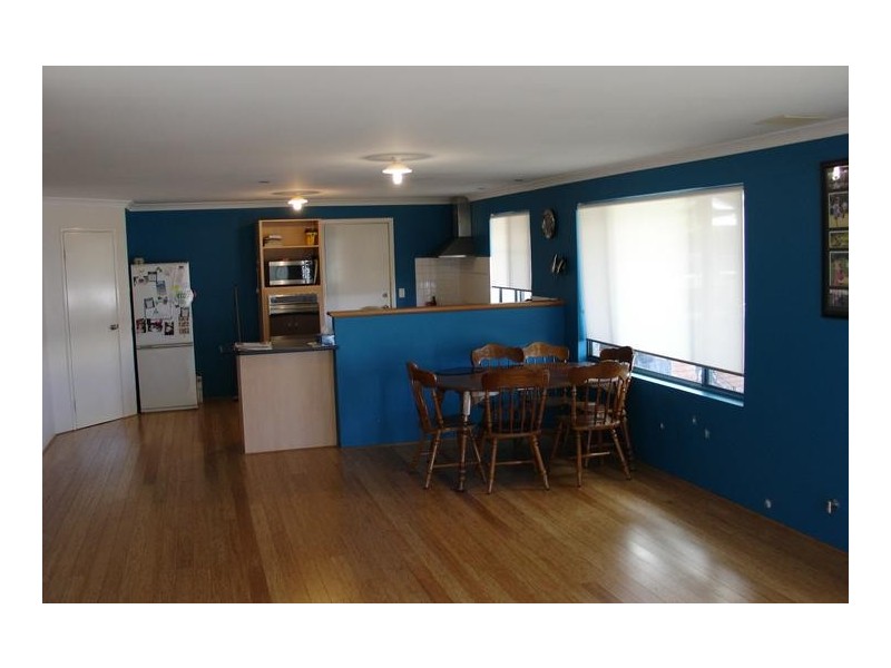 5 Callitris Crescent, Broadwater WA 6280