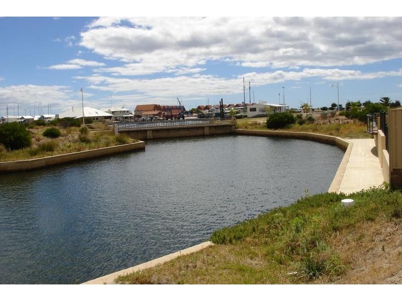 10 Anchor View, Geographe WA 6280