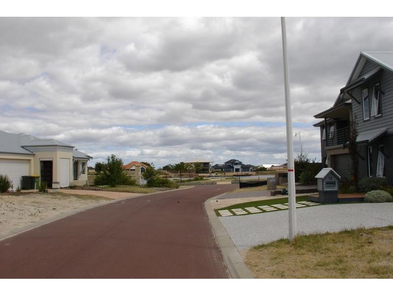 10 Anchor View, Geographe WA 6280
