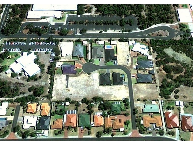 14 Hudson Place, West Busselton WA 6280