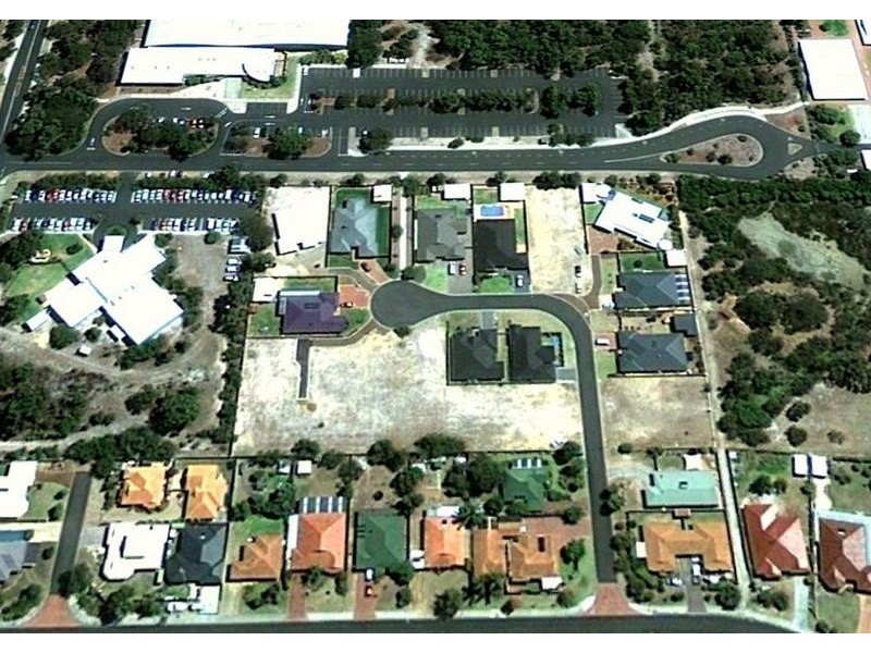 11 Hudson Place, West Busselton WA 6280