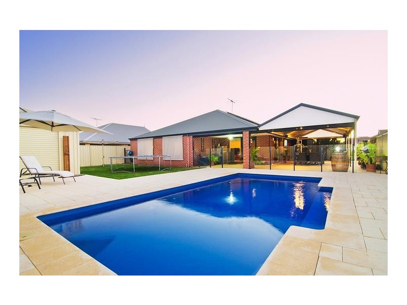 16 Haifordshire Loop, West Busselton WA 6280