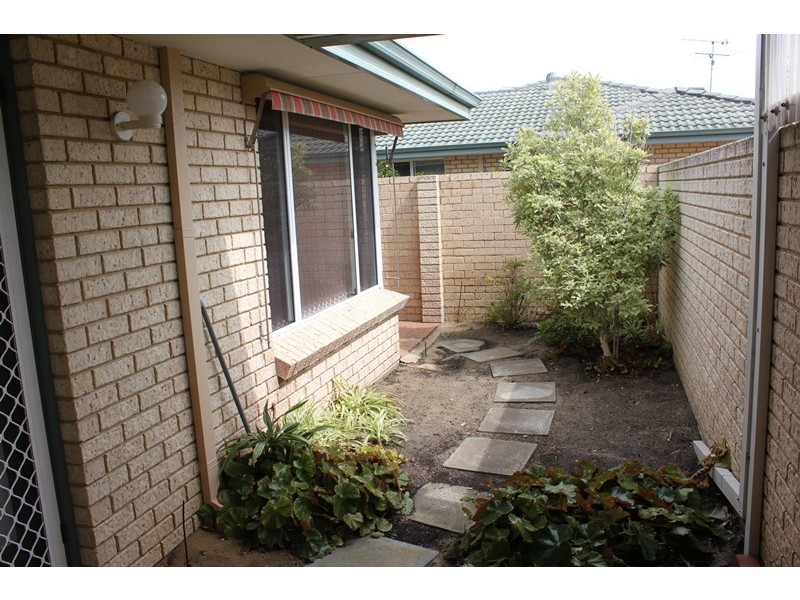 1/3 Peaker Court, Busselton WA 6280
